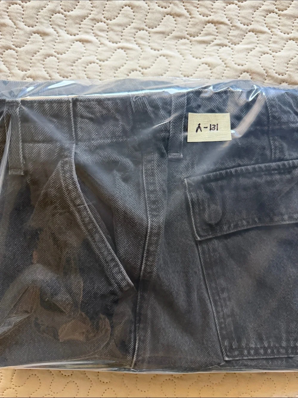 Levi's ‘94 Baggy 29x28 (fits 29-31) Wide Leg CargoBlack Wash Relaxed Fit Jeans
